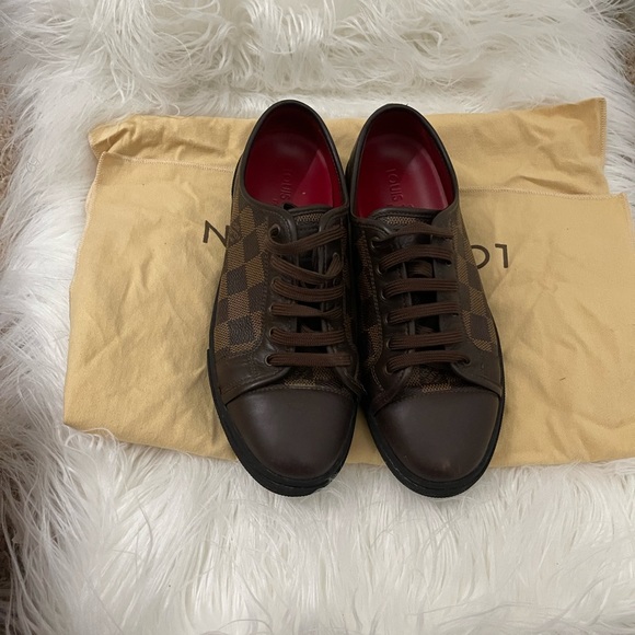 Authentic LV shoes - Picture 3 of 7